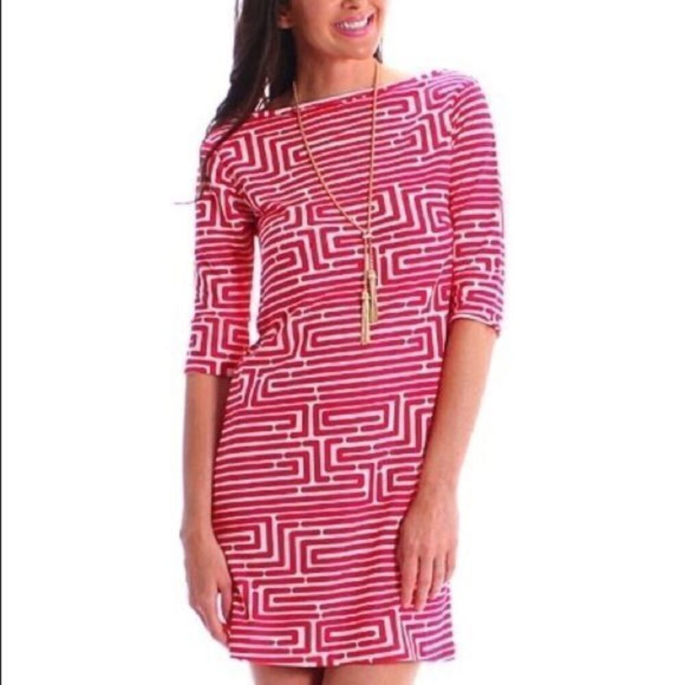 VFish Geometric Shift Dress